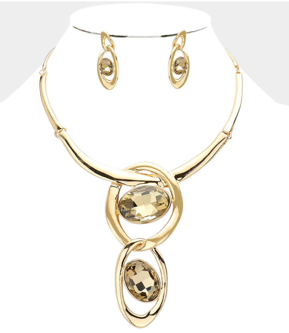 Double Oval Glass Stone Metal Hoop Link Bib Necklace