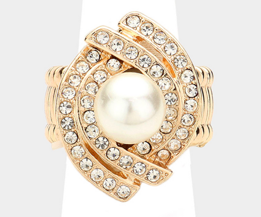 Queen Pearl Ring